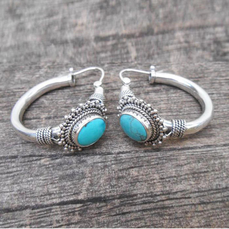 Brincos vintage em turquesa
