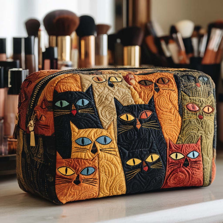 Bolsa de maquilhagem acolchoada com gato adorável