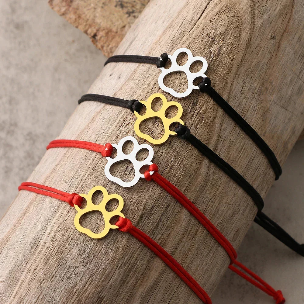 Pulseira ajustável com cordão preto e vermelho