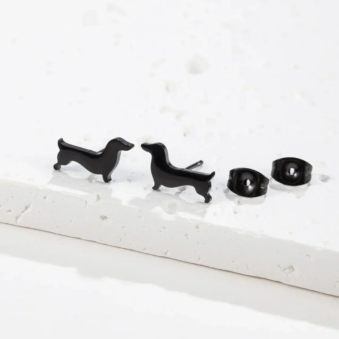 Brincos de cachorro salsicha em metal minimalista